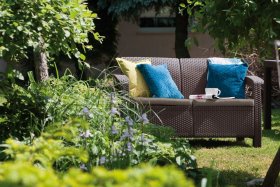 Диван пластиковый Корфу (Corfu love seat) коричневый - серо-бежевый* в Перми - perm.ok-mebel.com | фото 4