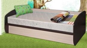 Кровать КД-1.8 с подъемным механизмом (Венге/Дуб молочный) в Перми - perm.ok-mebel.com | фото 1