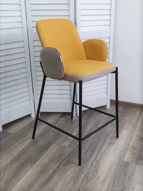 Полубарный стул NYX (H=65cm) VF106 желтый / VF120 серый М-City в Перми - perm.ok-mebel.com | фото