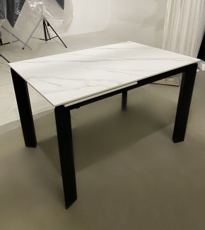 Стол CORNER 120 MATT WHITE MARBLE SOLID CERAMIC / BLACK, ®DISAUR в Перми - perm.ok-mebel.com | фото 2